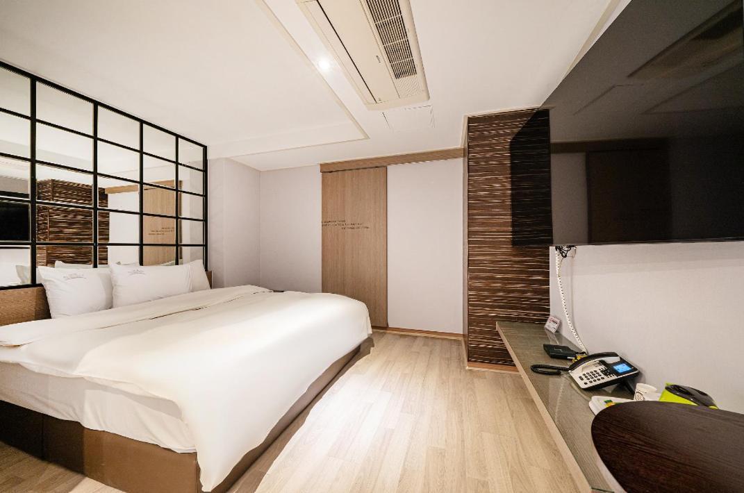 Regency Hotel Seongnam Dış mekan fotoğraf